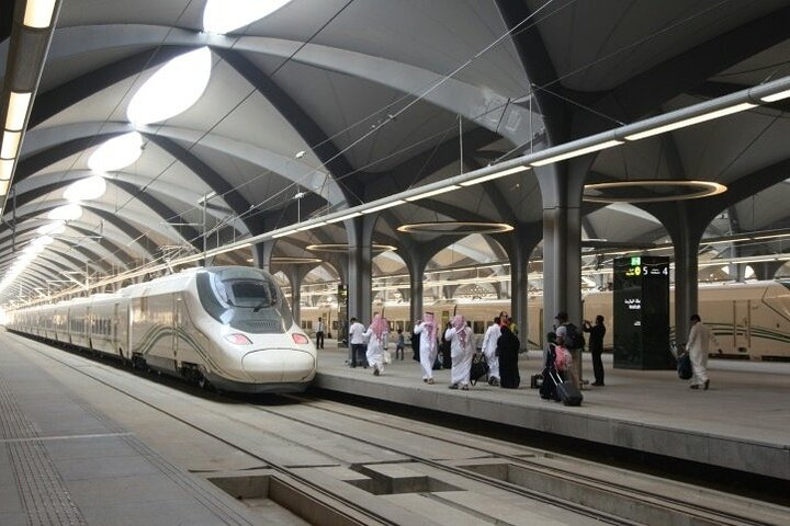 Madinah Hotel to Madinah Train Station Transfer